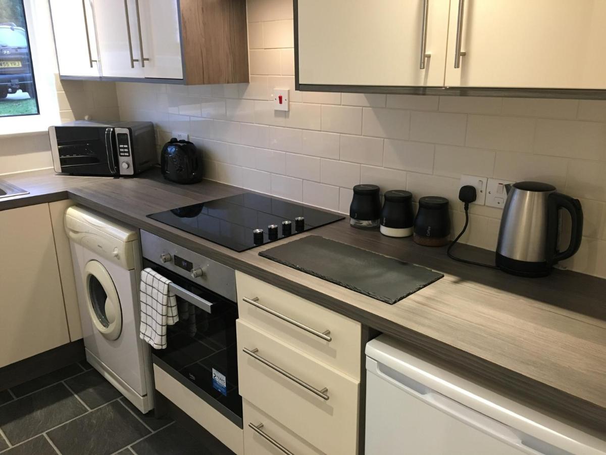 Spacious Ground Floor Studio Flat - Easy Access To Stansted Airport, London And Cambridge Daire Bishop's Stortford Dış mekan fotoğraf